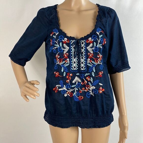 Hollister navy blue peasant embroidered short sleeve top size M - Picture 1 of 7